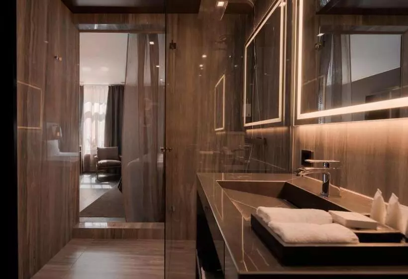 デラックスルーム, The Lamp Hotel & Spa