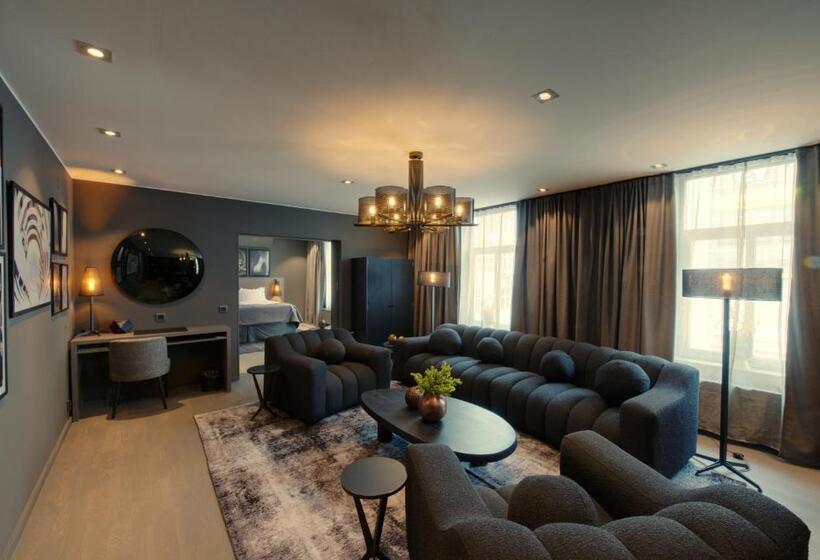 סוויטה, The Lamp Hotel & Spa