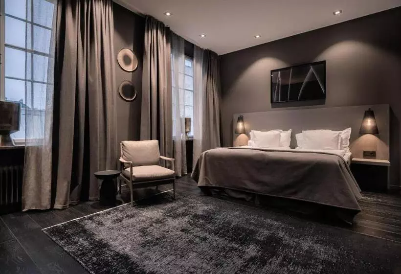 デラックスジュニアスイート, The Lamp Hotel & Spa
