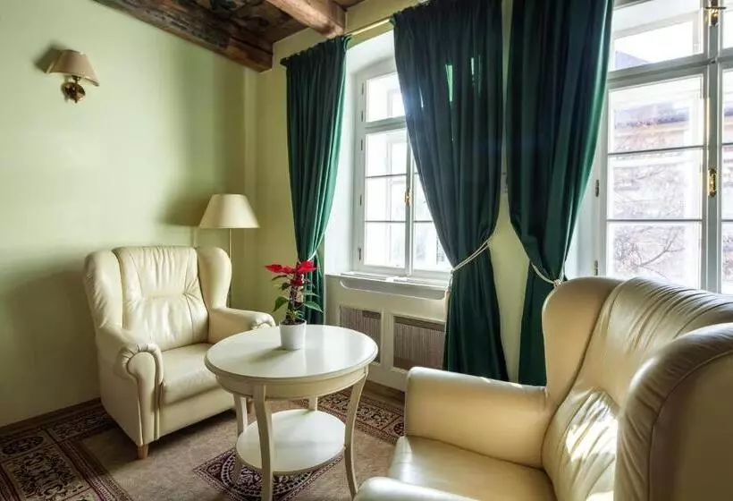 اتاق لوکس, Tyn Yard Residence