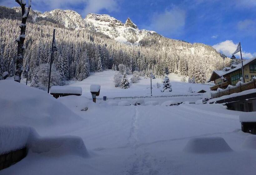 标准工作室, Villa Adria B&b