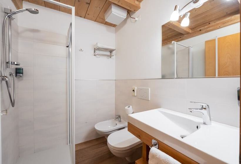 Четырехместный Номер Стандарт, Villa Adria B&b