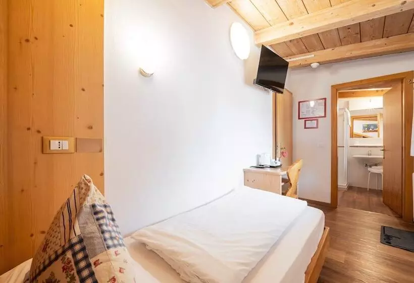 エコノミーシングルルーム, Villa Adria B&b
