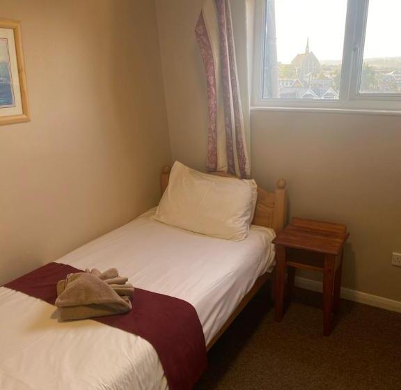 スタンダードシングルルーム, Maria