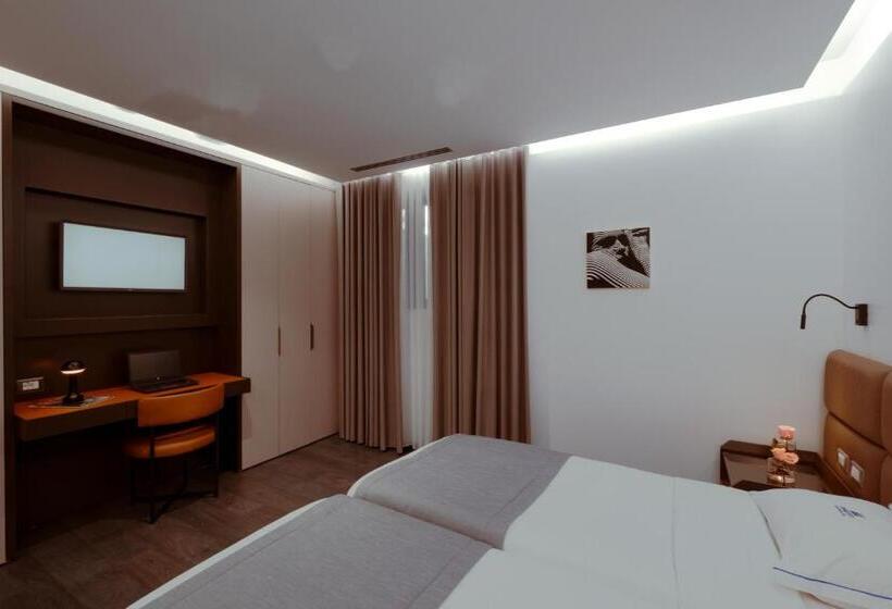 جناح جونيور عائلى, Maritim Marina Bay Resort & Casino