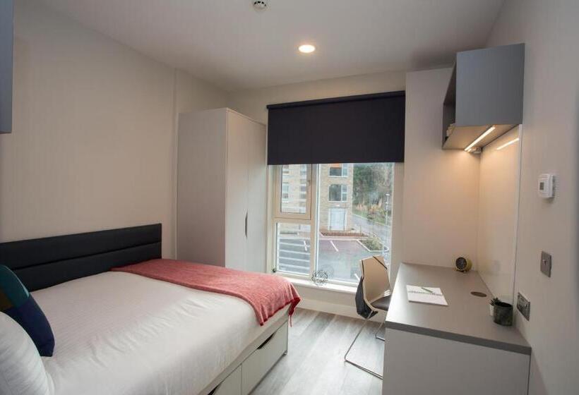 اتاق استاندارد, The Westwood Summer Accommodation