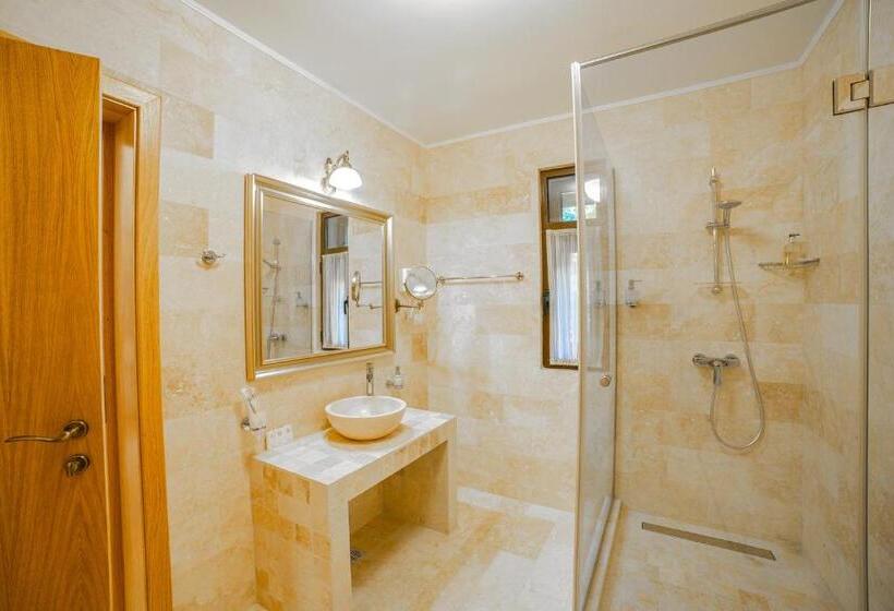 חדר סטנדרט עם מרפסת, Imperial