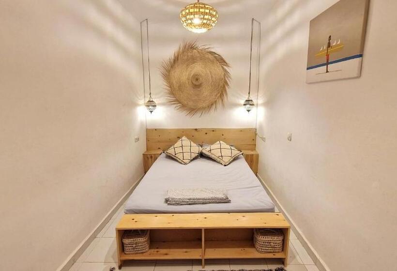 غرفة قياسية, Kekai Surf House