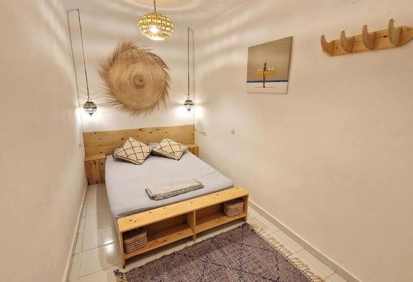 غرفة قياسية, Kekai Surf House