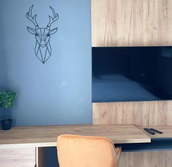 标准间, Muntele Mic