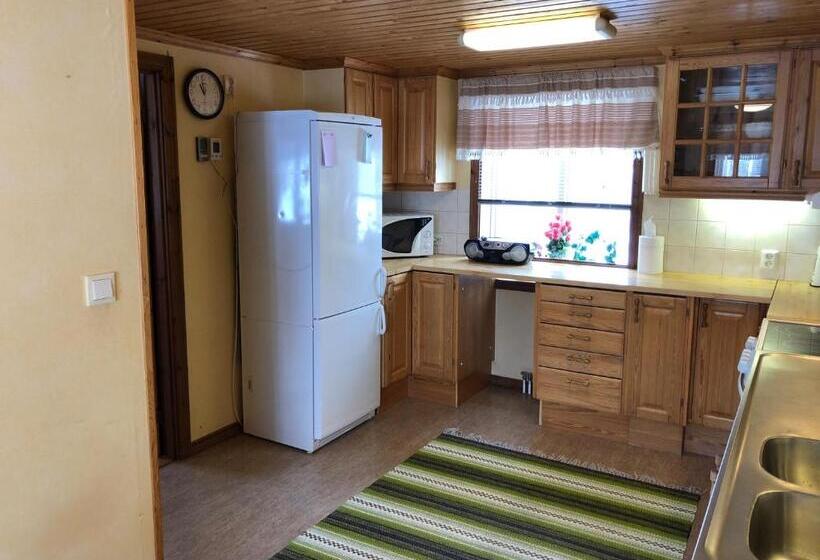 Номер Стандарт, Vegby Bolsgård Lillstugan