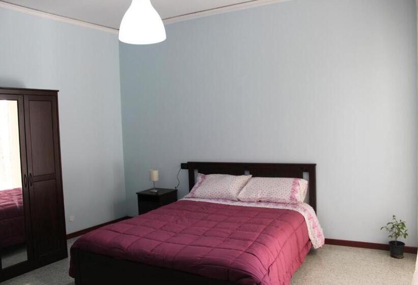 Номер Deluxe, B&b Giove&nettuno