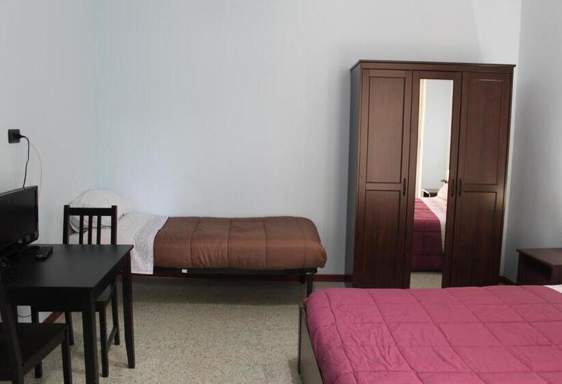 Номер Deluxe, B&b Giove&nettuno