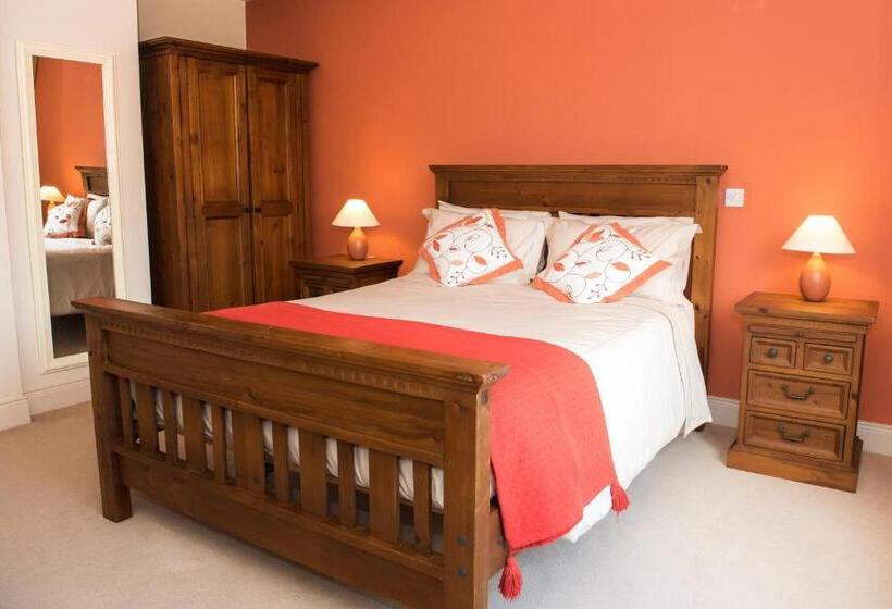 اتاق سوپریور با تخت بزرگ, Kayden House