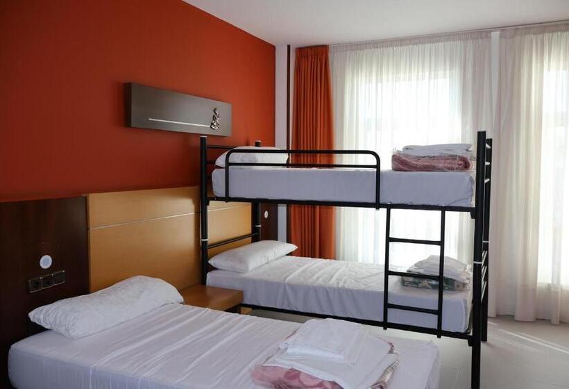 חדר סטנדרט לשלושה, Loop Inn Hostel Santiago De Compostela