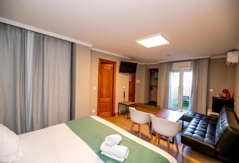 Habitació Deluxe, Monasterio Granada  Adults Only