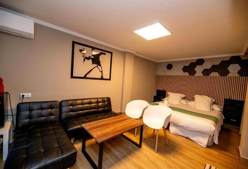 Habitació Deluxe, Monasterio Granada  Adults Only