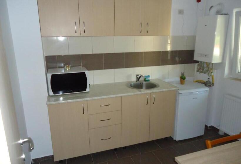 スタンダードスタジオ, Nova Residence 2