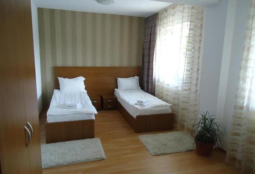 スタンダードスタジオ, Nova Residence 2