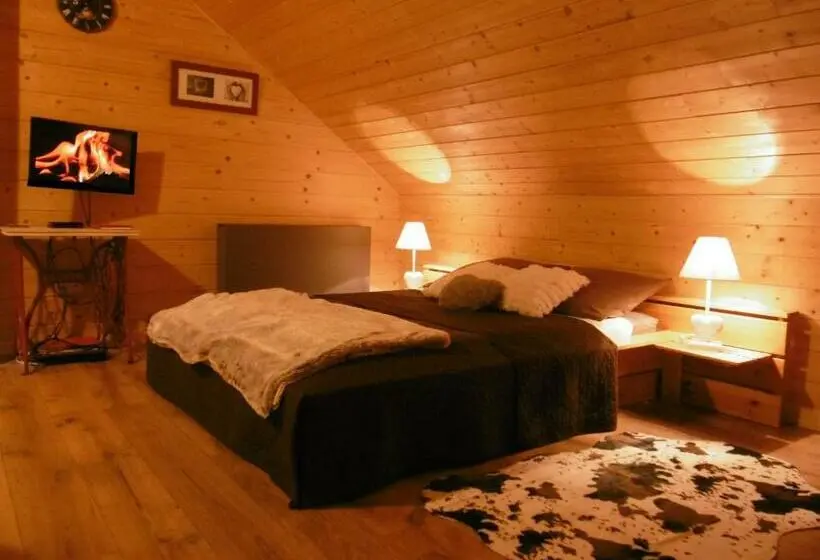 ファミリーステューディオ, Gite Au Coeur Du Chalet En Belledonne Vers Prapoutel Les 7 Laux