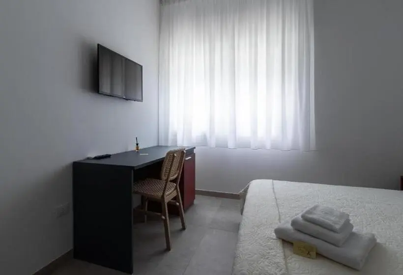 スタンダード４人部屋, B&b Foglie D’ulivo