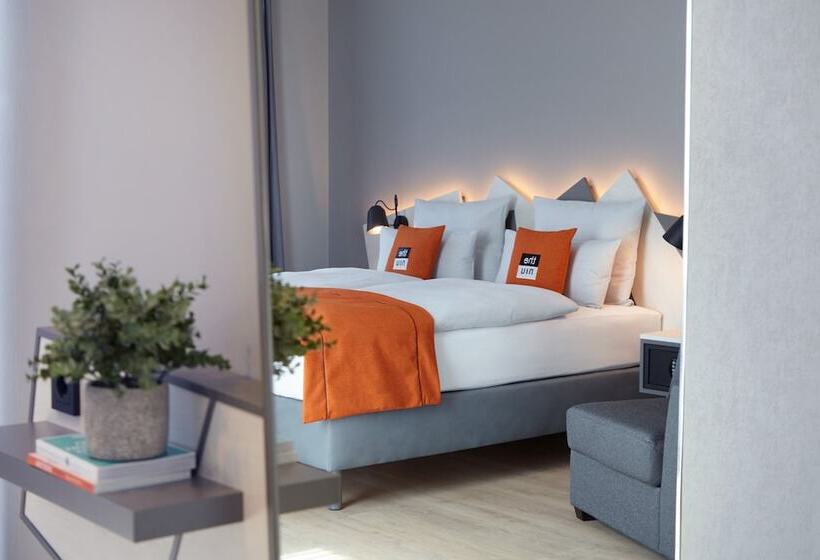 Номер Superior, Holiday Inn   The Niu, Hub Dusseldorf Messe, An Ihg