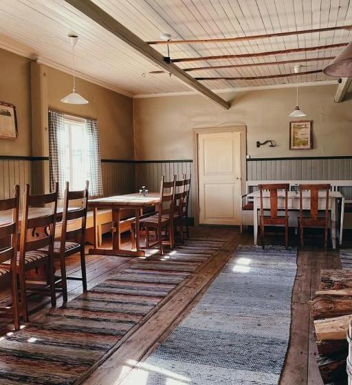 4인용 스탠다드 룸, Taattisten Tila   Taattinen Farm And Cottages