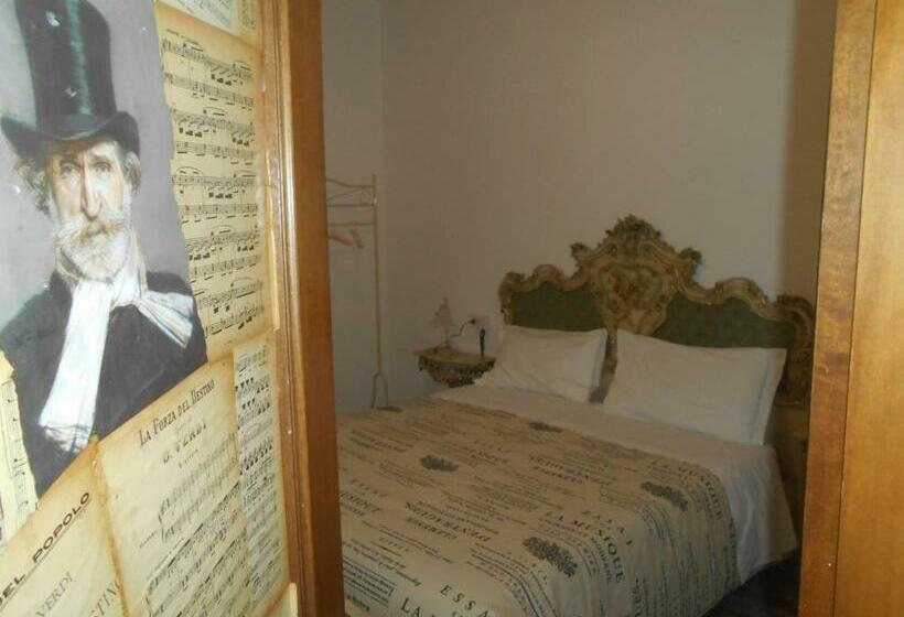 اتاق استاندارد با تخت بزرگ, Jackie O' A La Maison