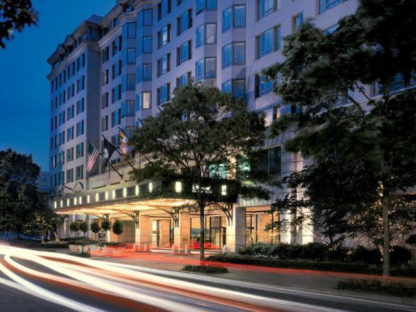 Люкс Executive Кровать Кинг, Fairmont Washington Dc Gold Experience