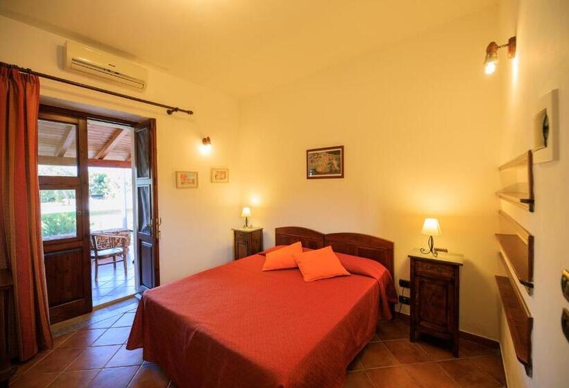 스탠다드 룸 풀장 전망, Agriturismo Masseria Sant Elia