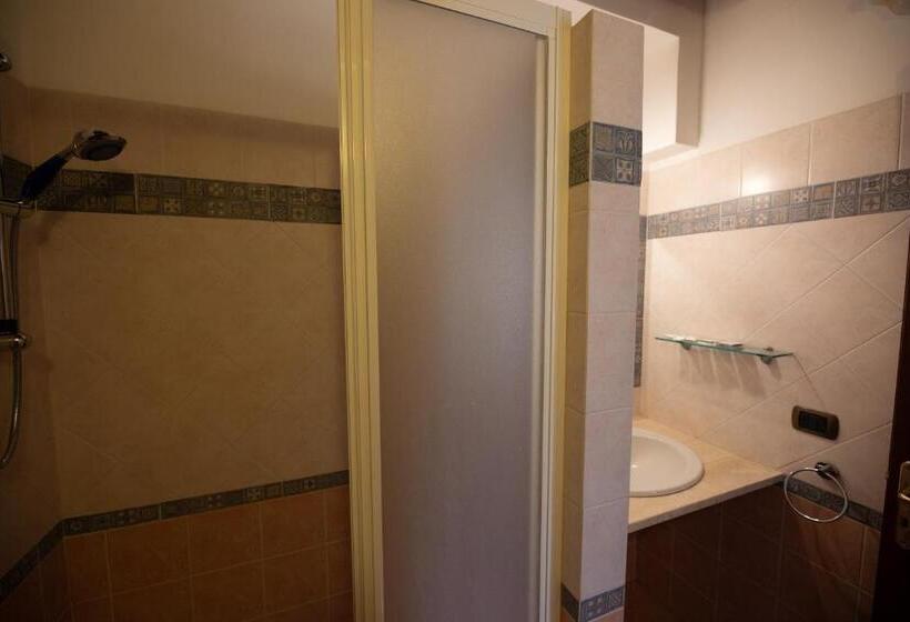 استودیوی استاندارد, Agriturismo Masseria Sant  Elia