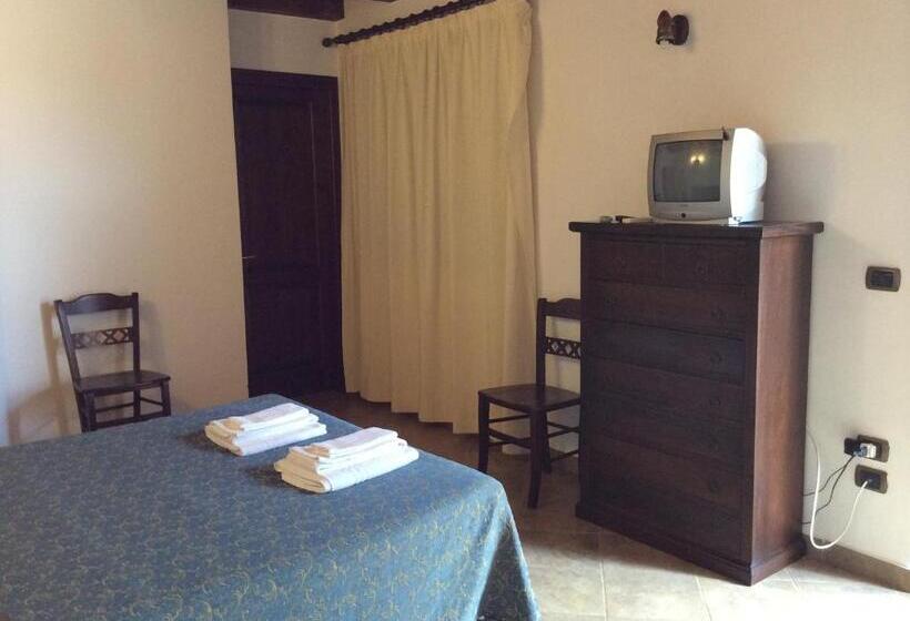 스탠다드 스튜디오, Agriturismo Masseria Sant Elia