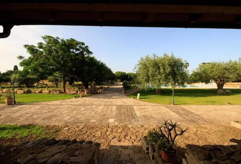 2 Bedroom Apartment Pool View, Agriturismo Masseria Sant  Elia