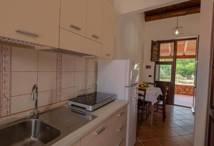 Апартаменты 2 Спальни, Agriturismo Masseria Sant  Elia