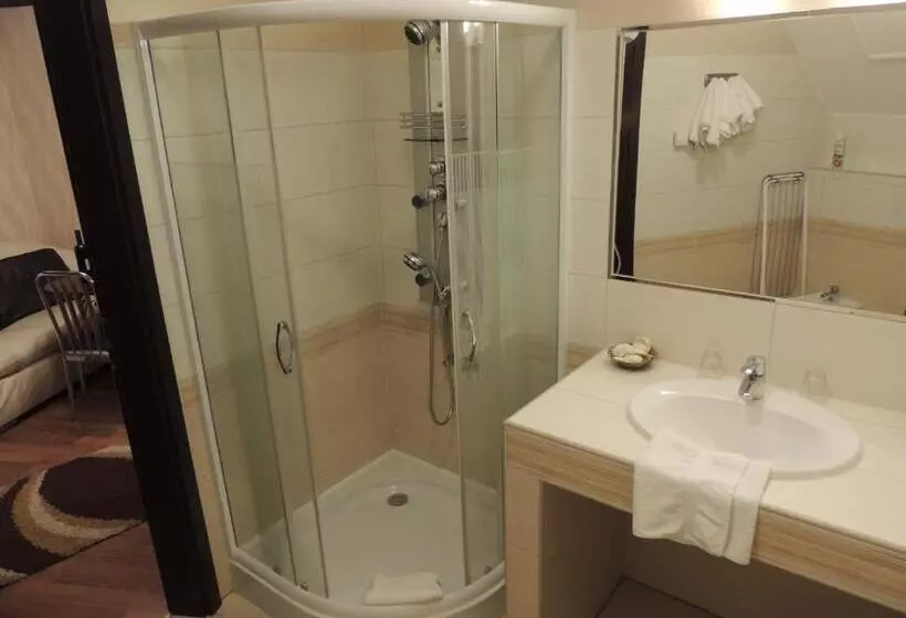デラックススイート, Bajor Panzió Bük Bükfürdő, Adults Friendly 12 Plus