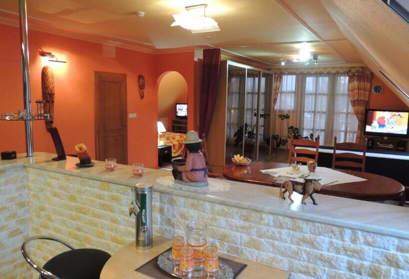 سوییت خانوادگی, Bajor Panzió Bük Bükfürdő, Adults Friendly 12 Plus