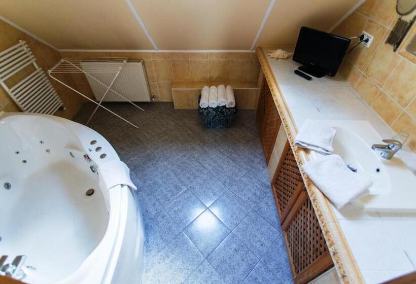 Family Suite, Bajor Panzió Bük Bükfürdő, Adults Friendly 12 Plus