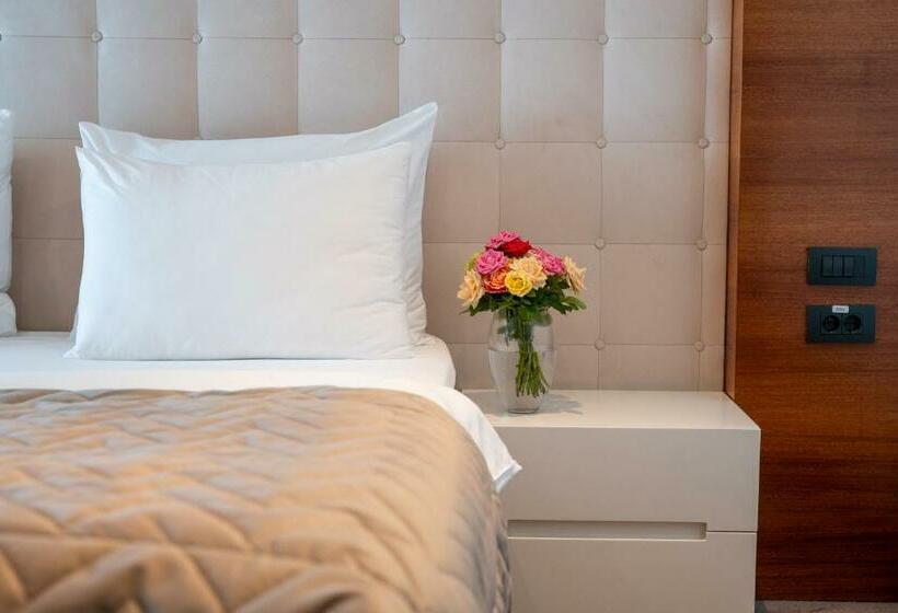 اتاق استاندارد, Garni Hotel Centar