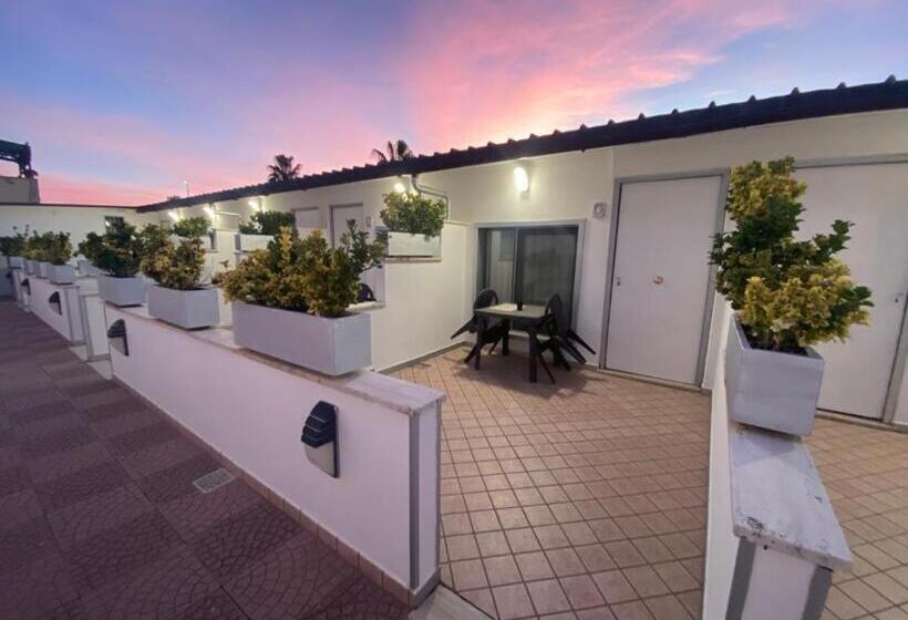 Номер Стандарт, Airport