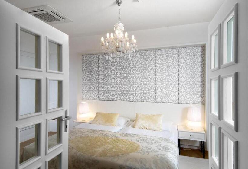 Apartamento 1 Dormitório, Aplaus