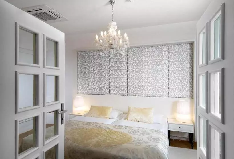 Apartamento 1 Quarto, Aplaus