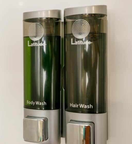 标准工作室带阳台, Baycrest Thermal Lodge