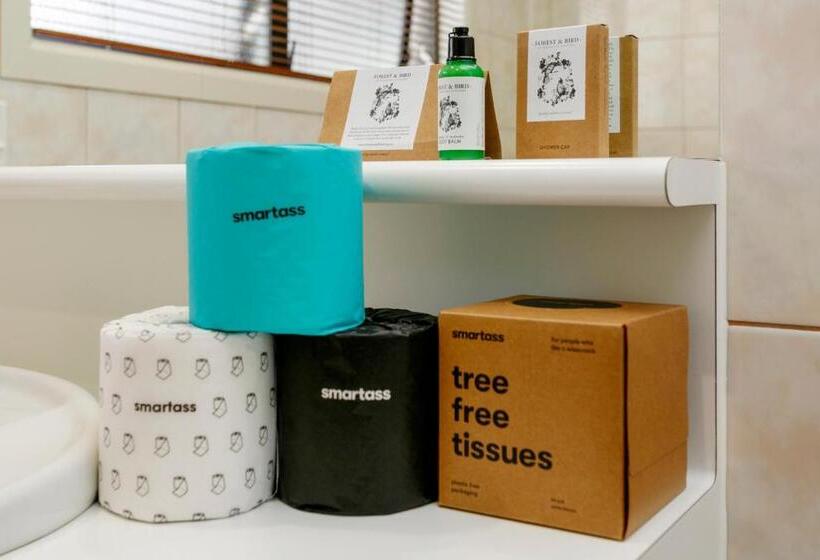 家庭间, Baycrest Thermal Lodge