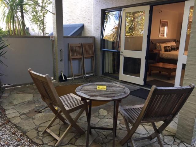 带大床的标准工作室, Baycrest Thermal Lodge