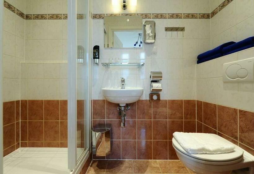 标准间, Bor Scheveningen