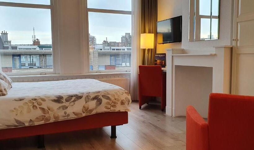 标准间, Bor Scheveningen