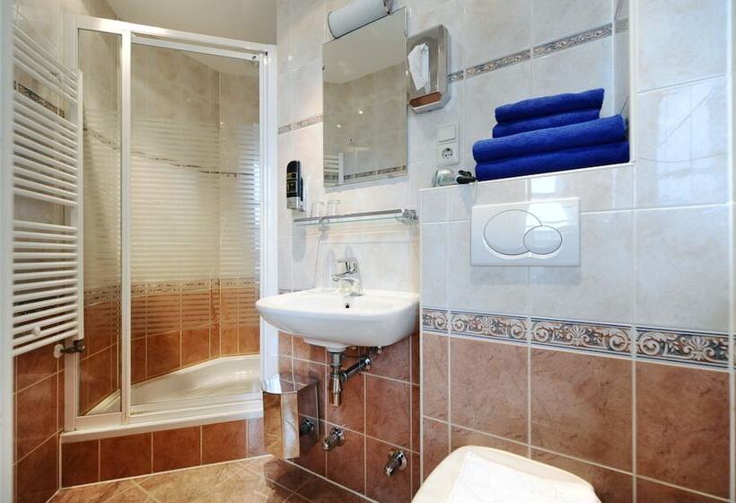 标准间, Bor Scheveningen