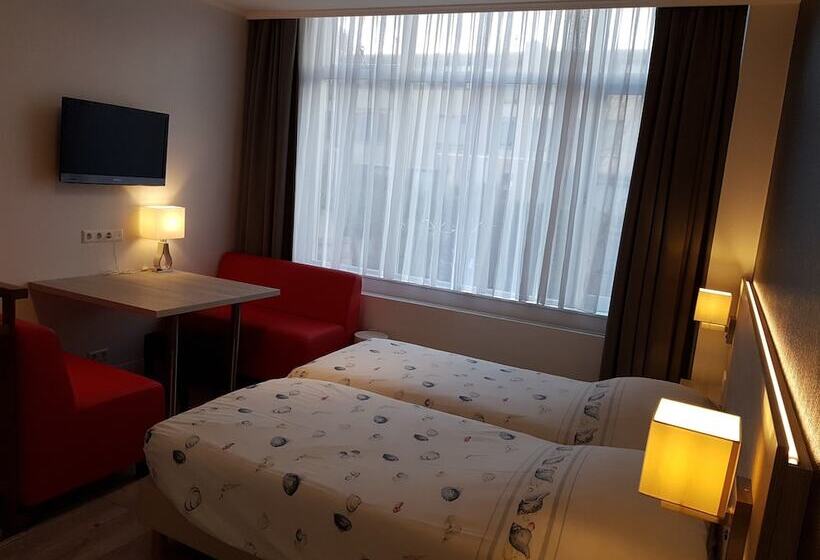 家庭间, Bor Scheveningen