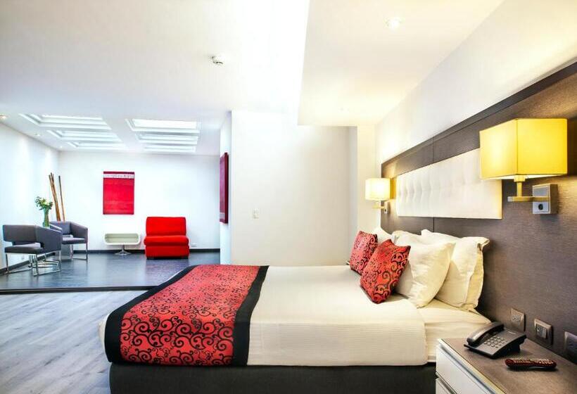 סוויטת ג'וניור, City Bog Expo Museo