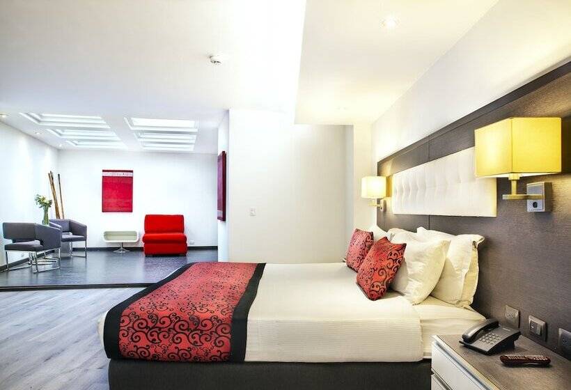 סוויטת ג'וניור, City Bog Expo Museo